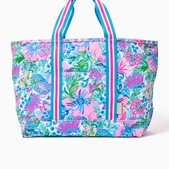 NWT Lilly Pulitzer large Mercato Tote in Mandevilla Baby Paradise Petals - Picture 9 of 9